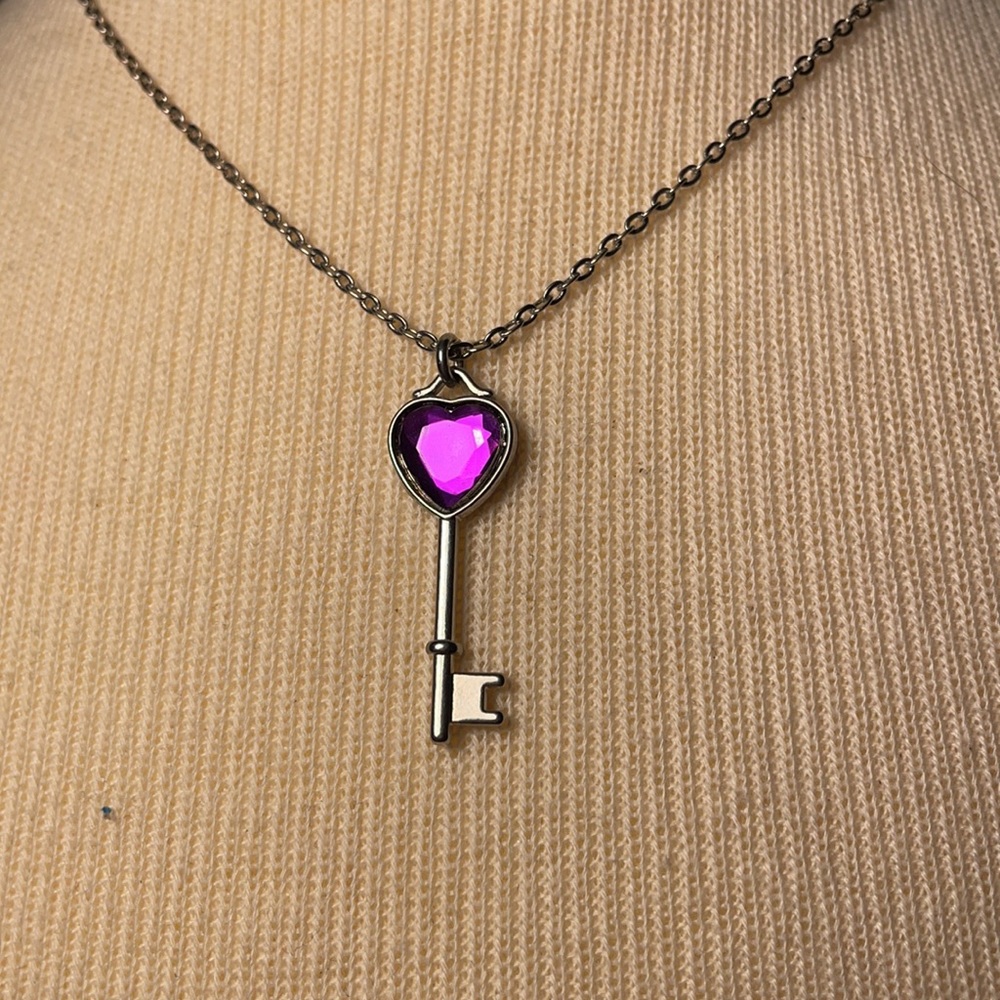 Key necklace - Picture 2 of 4